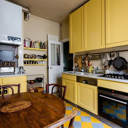 Veeve - Artistic In Pigalle Apartment Paris